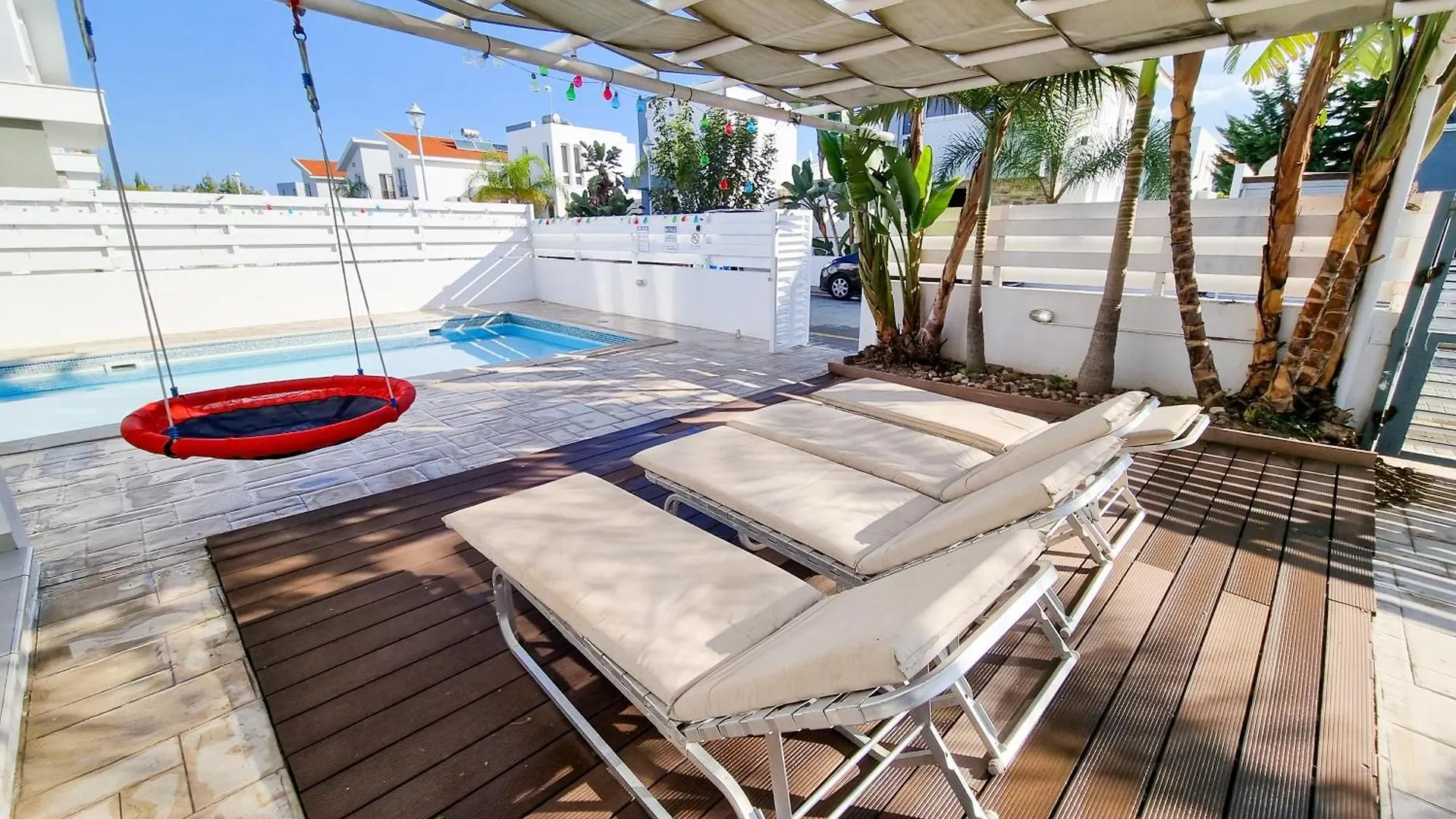 Beach Villa With Private Pool And Bbq Perivolia